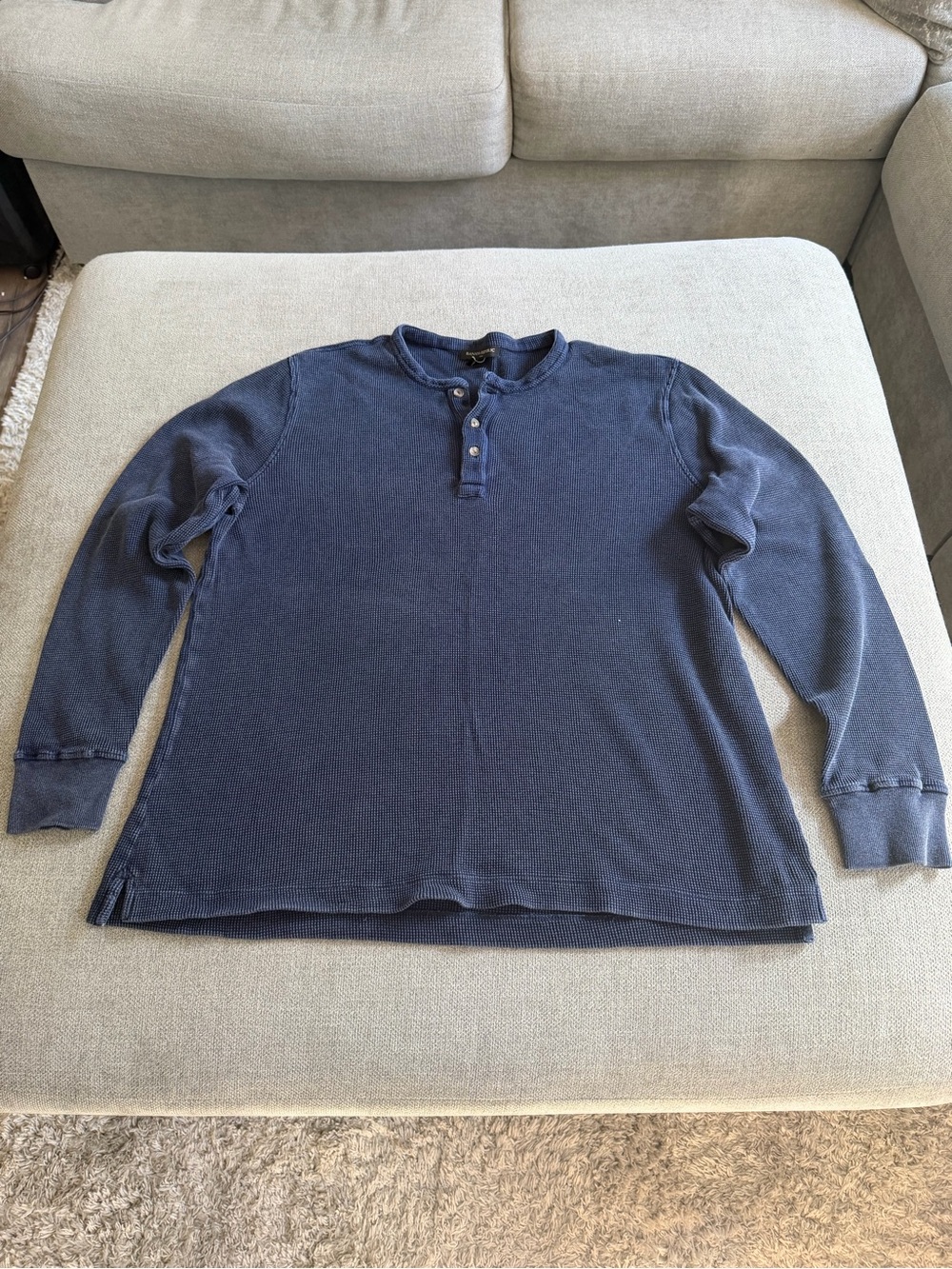 Banana Republic Men's Long-Sleeve Navy Henley Shirt